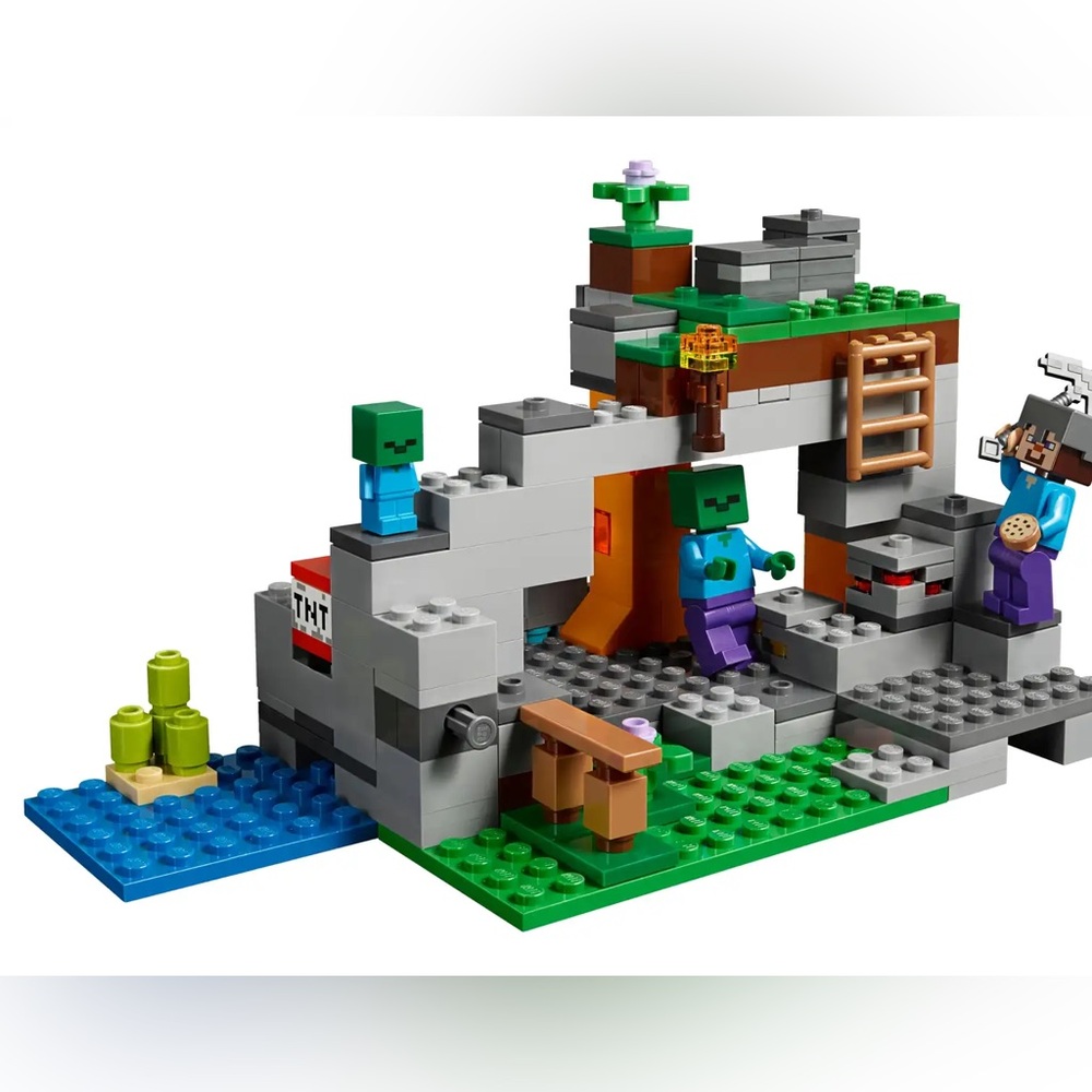 LEGO Minecraft The Zombie Cave #21141 
Opened and Built Set - Picture 9 of 9